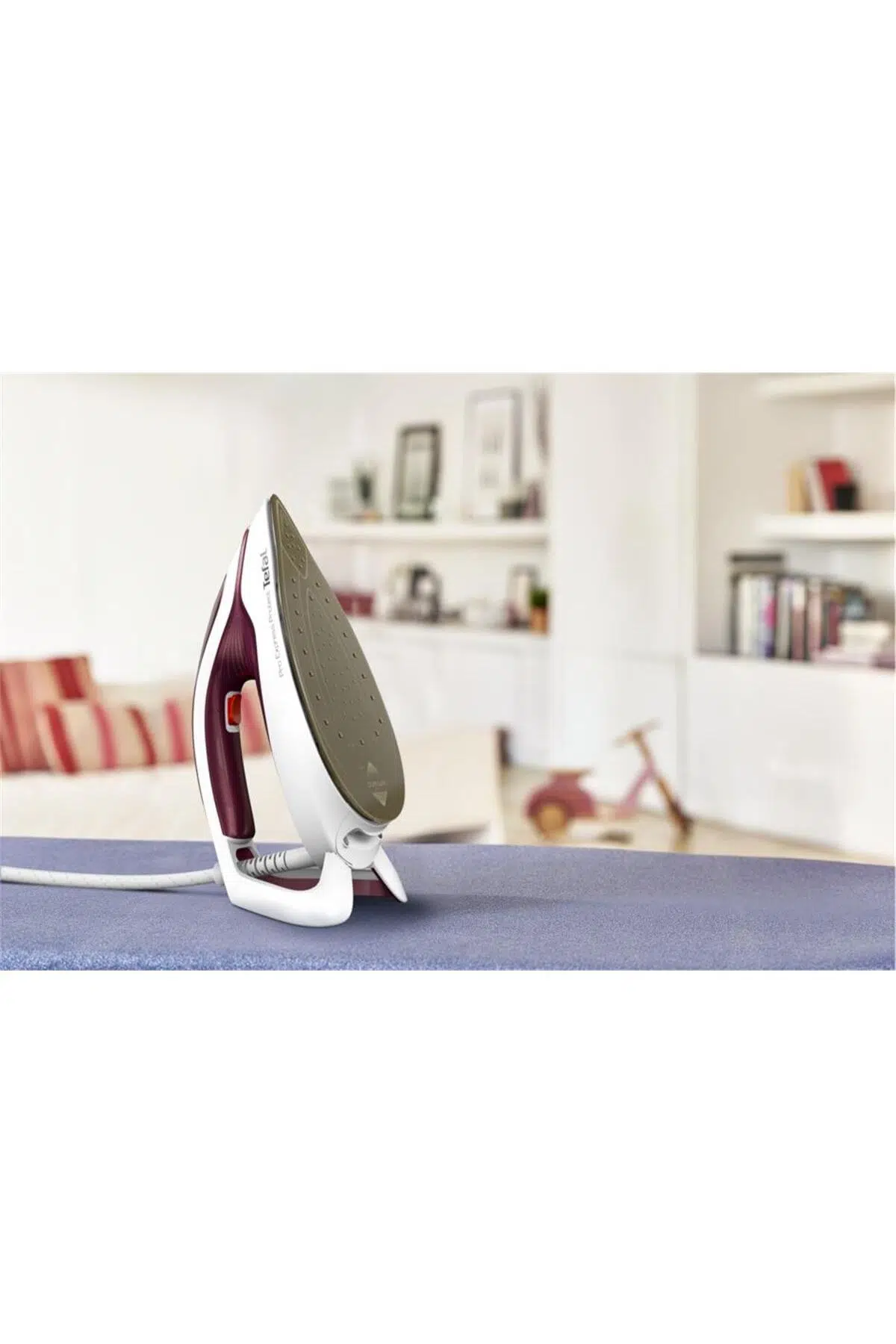 Tefal Pro Express Protect 2600 W Buhar Kazanlı Ütü GV9220 
