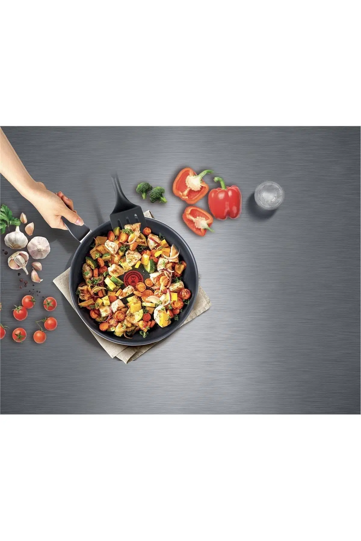 TEFAL C38470 Titanyum 2X XL Kapaklı Sahan 24 cm
